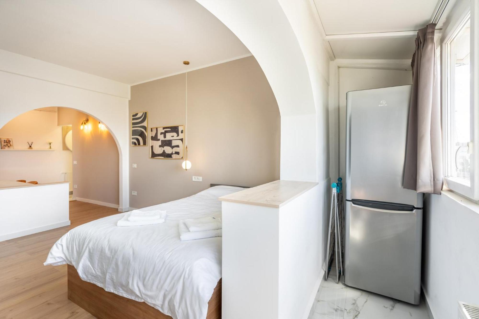 Sunset - Luxury Studio On Calea Victoriei Bucharest Exterior photo